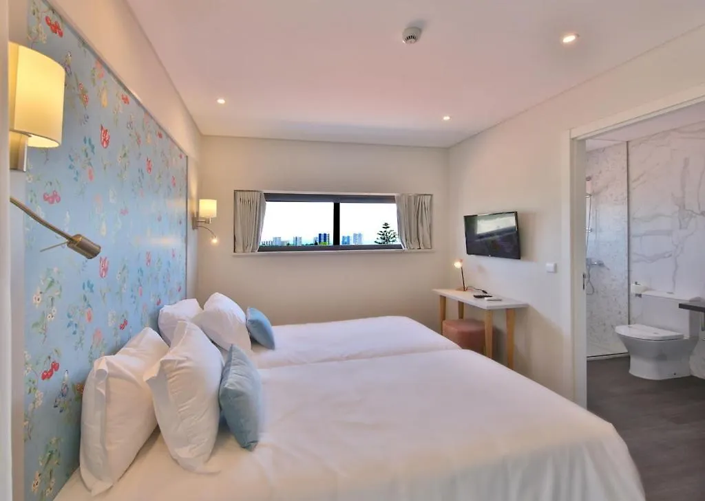 Agua Hotels Alvor Jardim 4*,